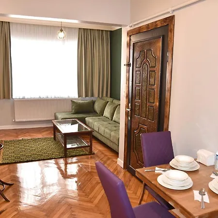 Fully New Renovated Luks Flat In Location *